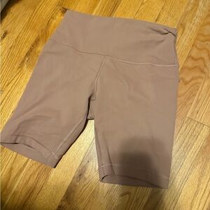 Lululemon Wunder Train Shorts 8